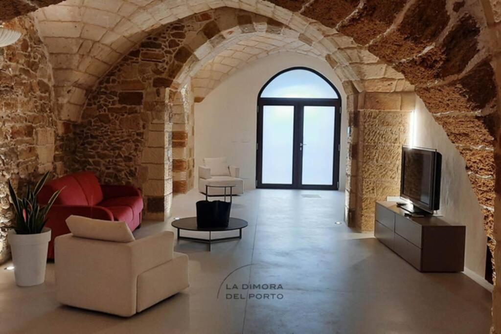 Вилла La Dimora Del Porto Бриндизи Экстерьер фото